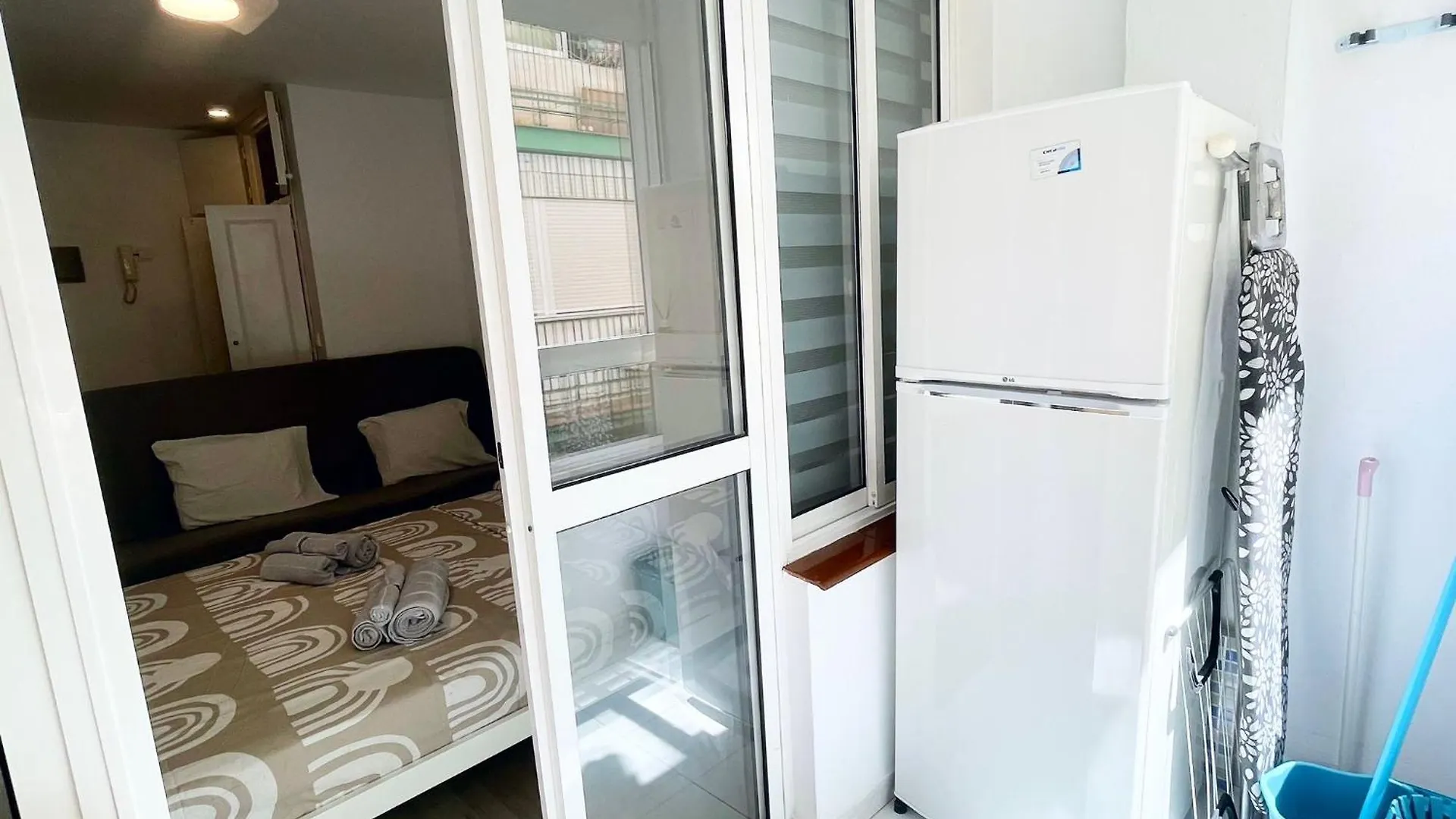 Estudio En El Centro De Torremolinos By Bebalmy Испания
